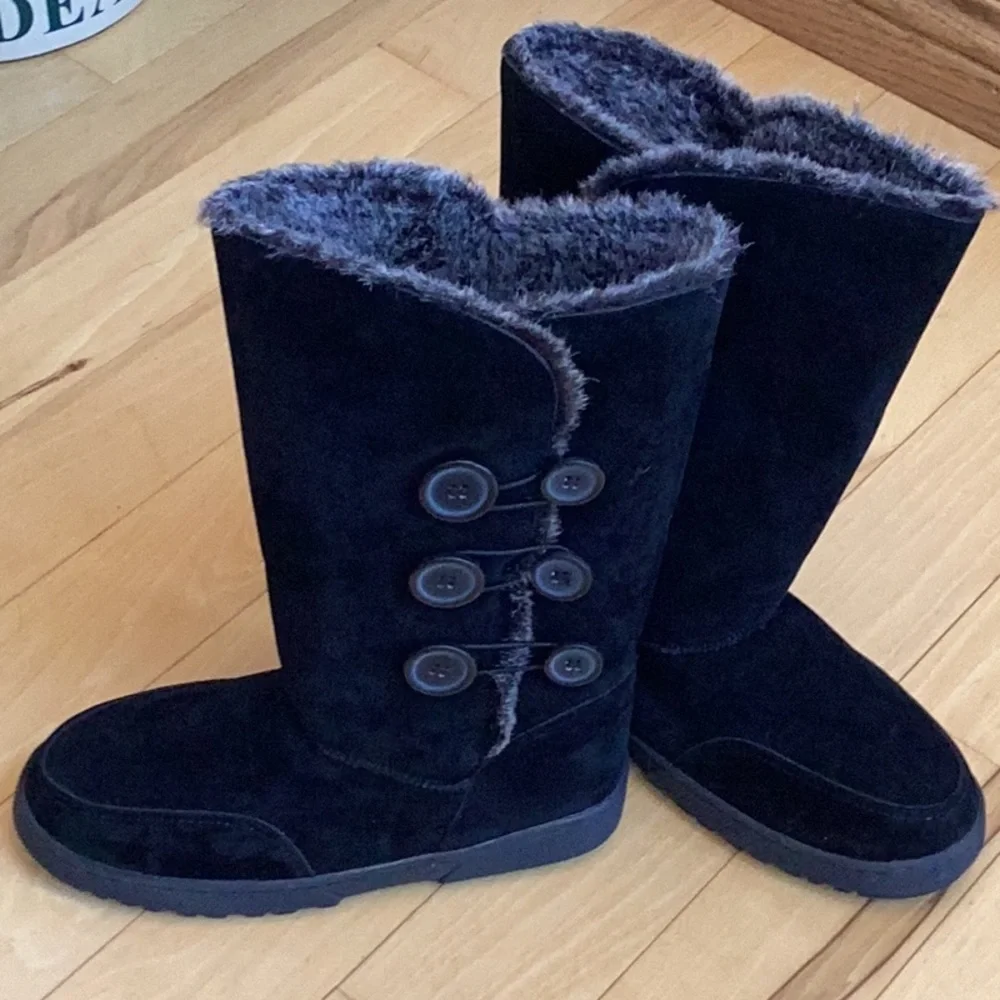 Rampage Black Faux Fur Button Boots - Picture 2 of 15